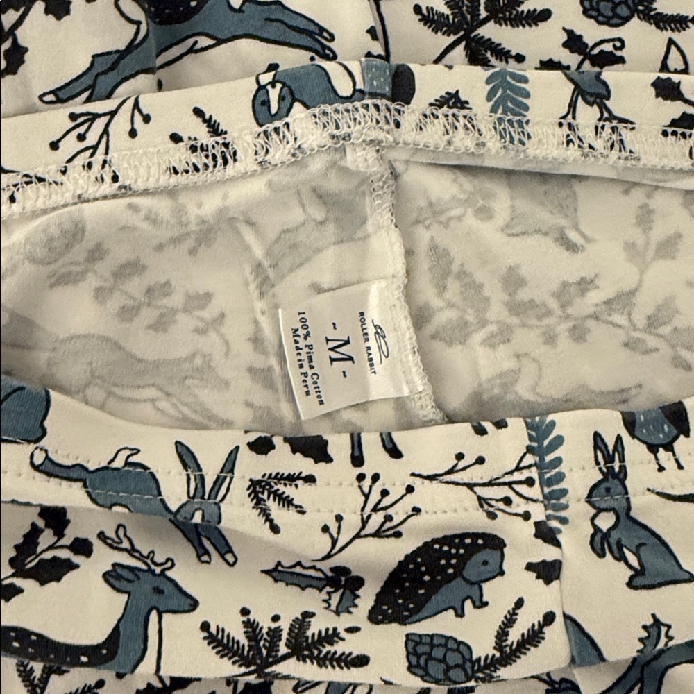 EUC Roller Rabbit Winterland Women’s Pajama Set - Picture 3 of 4